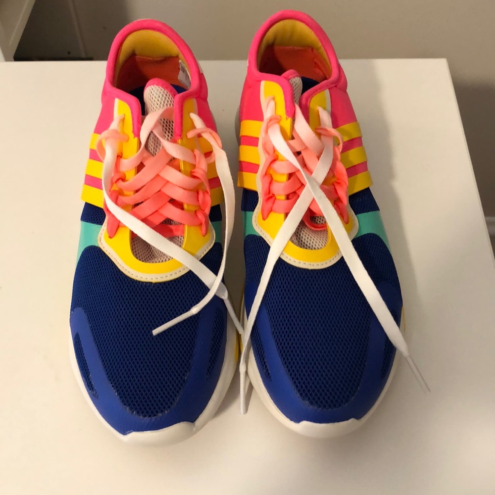 Stella  sport brand new size 10 Yvori sneakers
